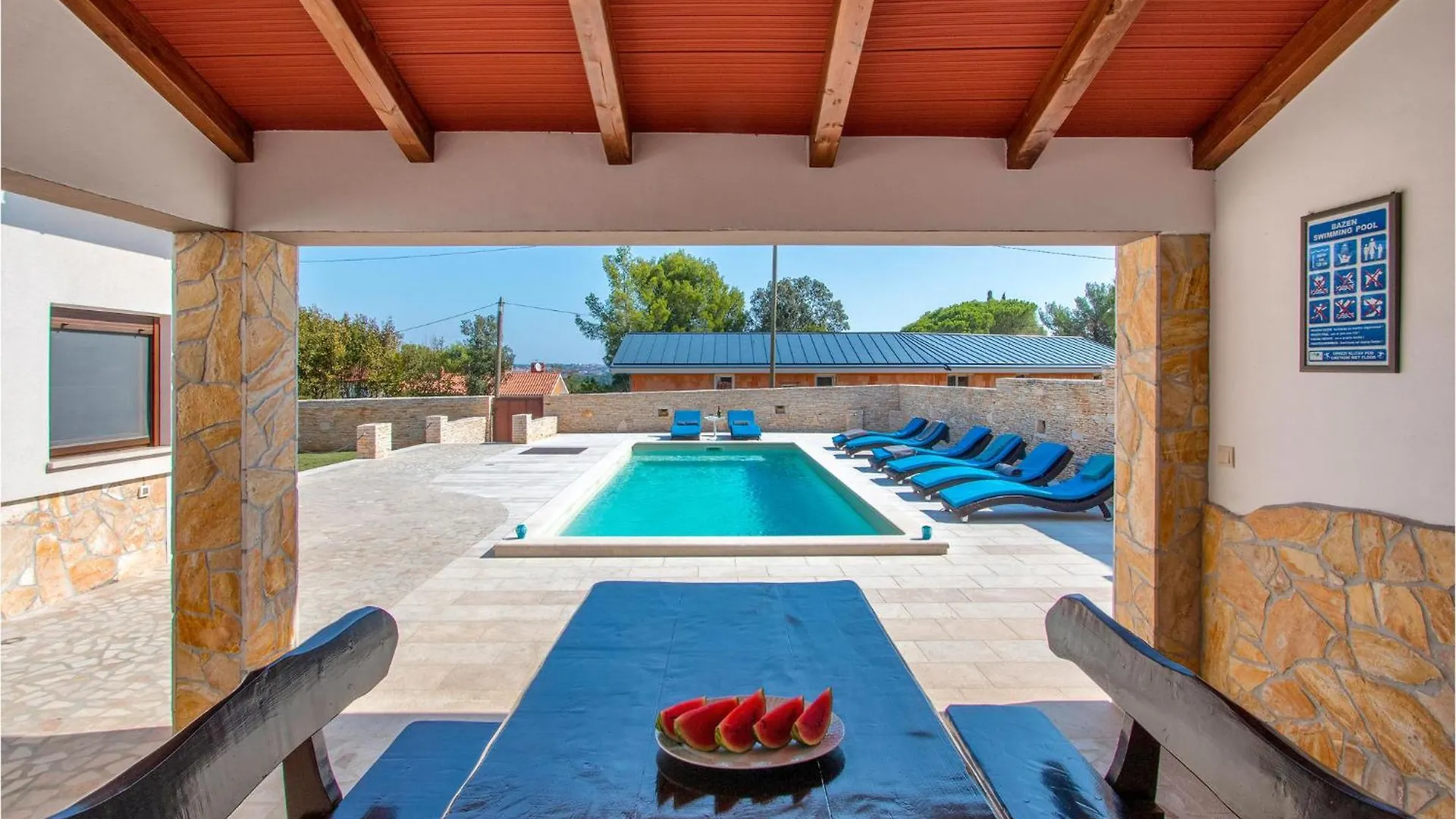 Stunning Home In Premantura With Wifi
