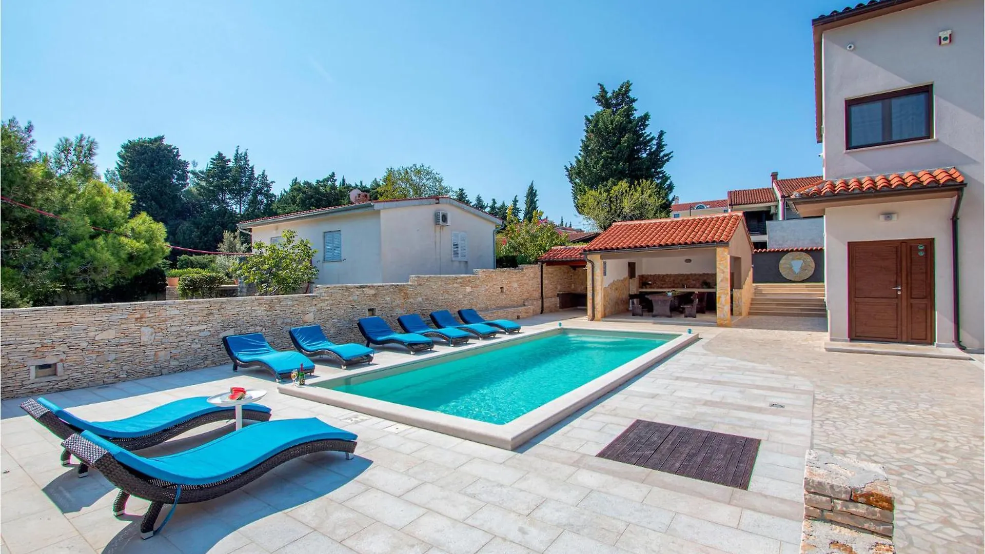 Stunning Home In Premantura With Wifi Holiday home